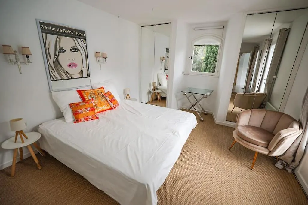 Maison De Charme Au Coeur Du Golfe De Saint-Tropez Gassin 0*,  France