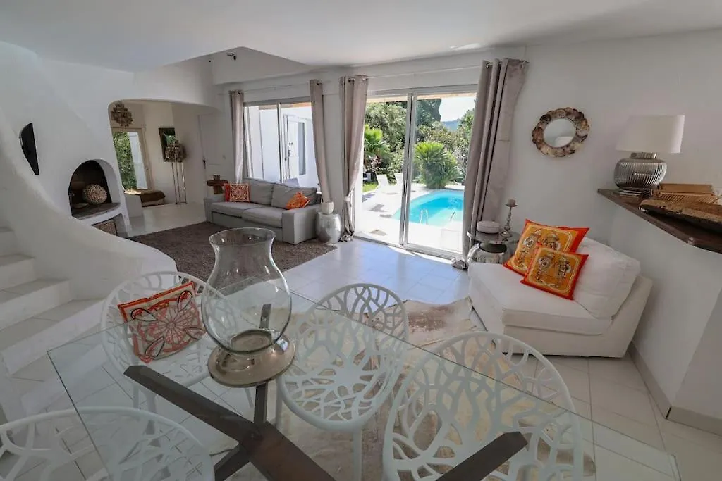Maison De Charme Au Coeur Du Golfe De Saint-Tropez Gassin 0*,